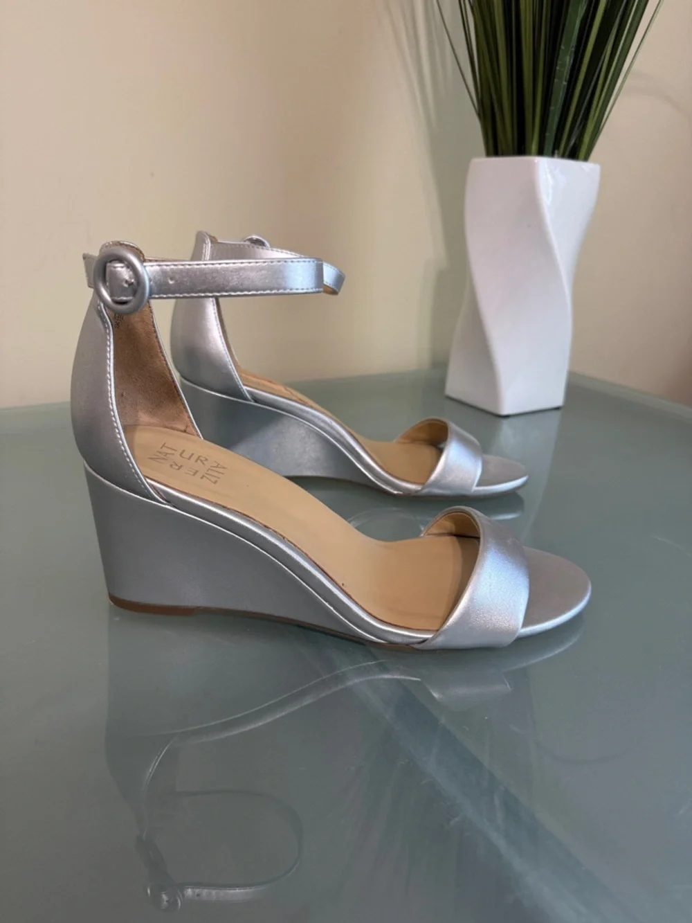 Naturalizer Silver Metallic Ankle-Strap Wedge Sandals Size 9 - Like New